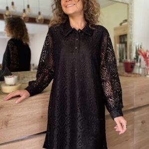 Robe noire en dentelle Lily