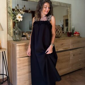 Robe noir avec détail léopard Alya