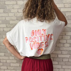 T-shirt imprimé "Only Positive Vibes" Soan