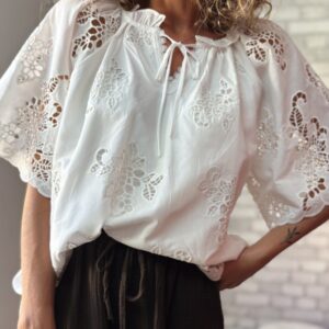 Blouse blanche à broderie Isaure